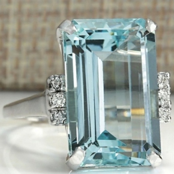 Jewelry - NEW Huge Aquamarine Diamond 925 Silver Ring